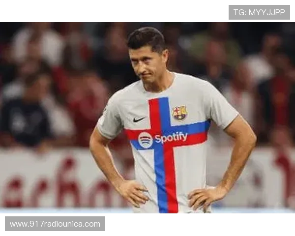 莱万多夫斯基点燃米兰进球梦